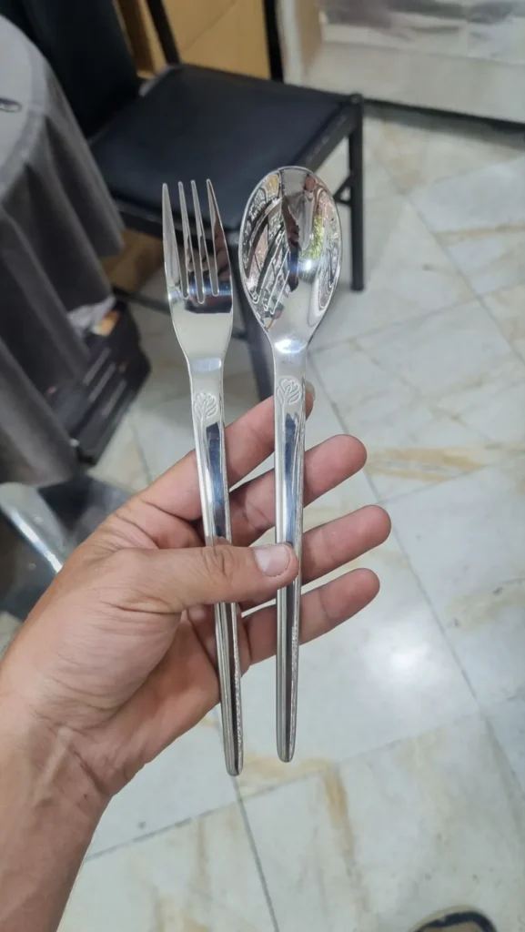 سرویس قاشق چنگال یونیک 120 پارچه 24 نفره مدل گل هولایف